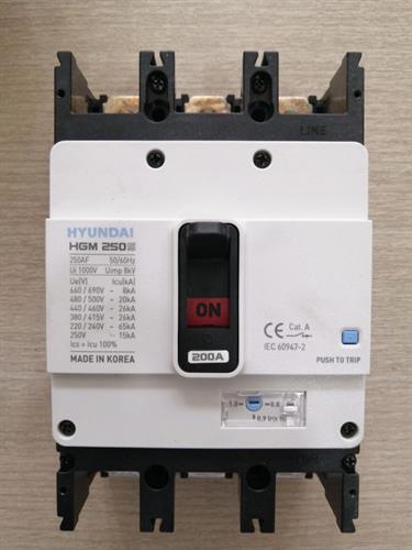 MCCB HYUNDAI 3P 200A 26kA ( HGM250S-F )